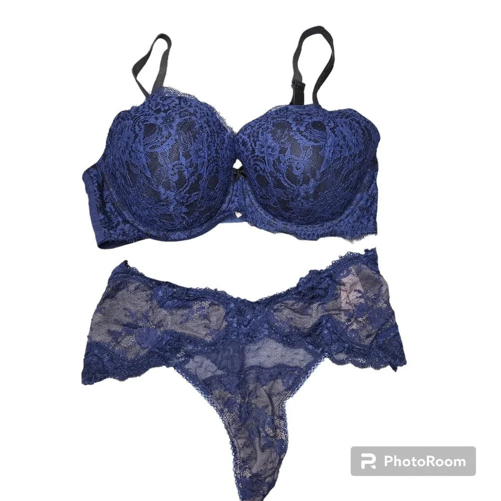 Victoria's Secret Blue‎ Lace Dream Angels Lined Demi Bra Set